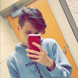 Meet your Posher, Cj